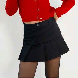 NWT! COTTON TWILL PLEATED MINI SKIRT